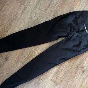 Alphalete amplify leggings - black size medium